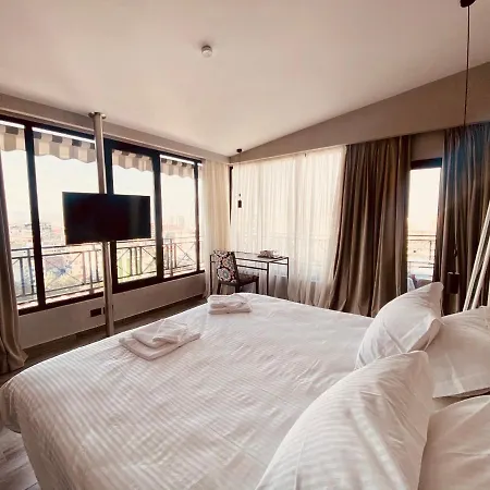 Timebasishotel Deluxe 01 Tirana